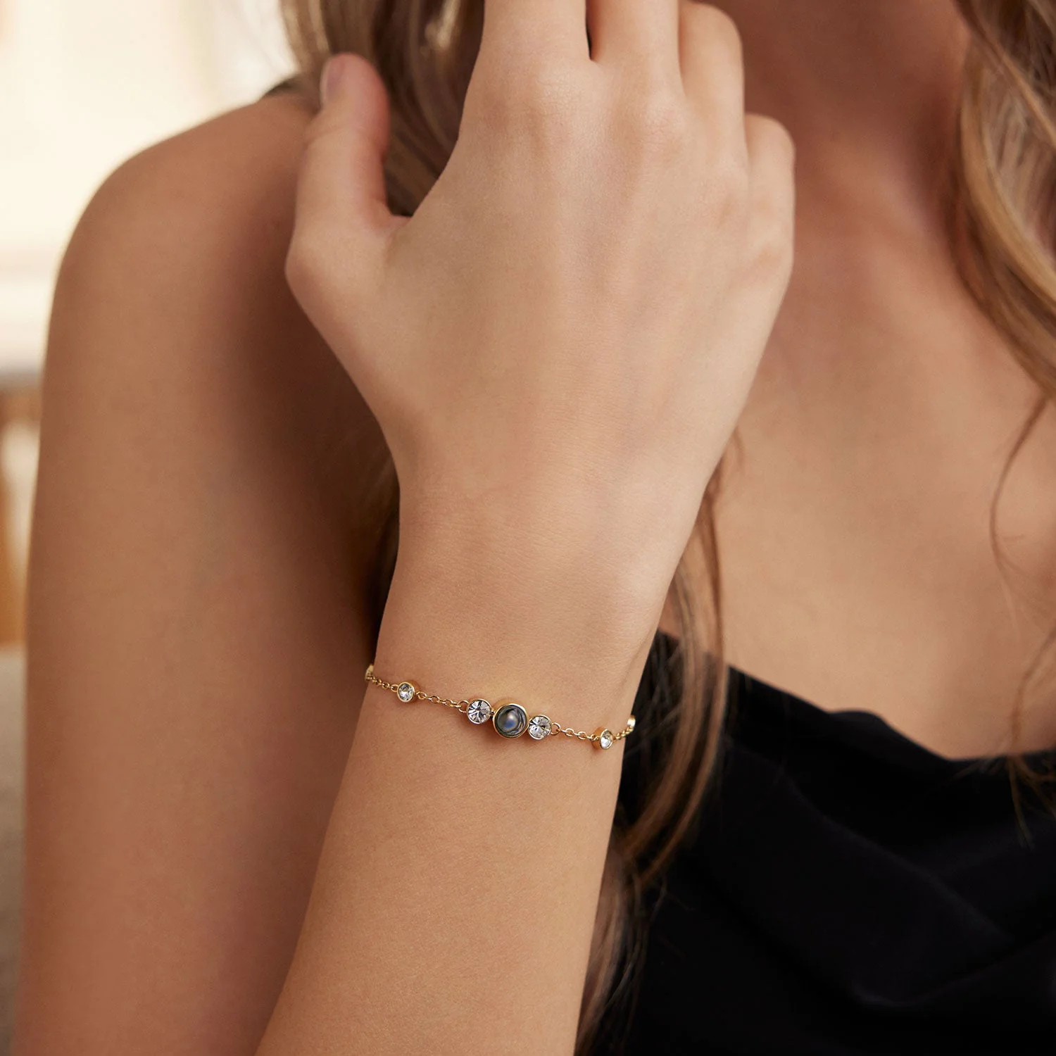 Link Chain Projection Photo Bracelet with Diamonds - Image 2